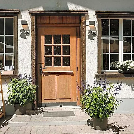 Wildstrubel 住宿加早餐酒店