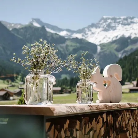 Alojamento de Acomodação e Pequeno-almoço Wildstrubel