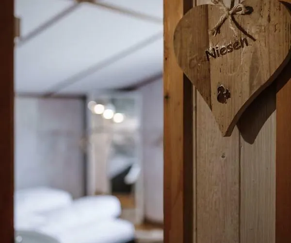 Bed & Breakfast Wildstrubel *